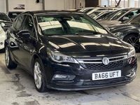 Used Vauxhall Astra SRi 150 HP (110 kW) 2017 Black Hatchback