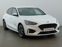 Used Ford Focus ST-Line X 125 HP (91 kW) 2022 White Hatchback