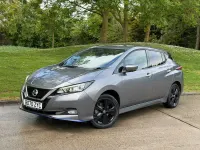 Usado Nissan Leaf Tekna 160 kW (218 HP) 2020 Cinzento Citadino