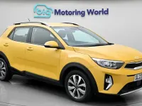 Used Kia Stonic 101 HP (74 kW) 2023 Yellow SUV