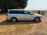 Used Volvo V70 R-Design 175 HP (128 kW) 2010 Silver Estate