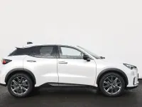 Used Lexus LBX 136 HP (100 kW) 2025 White SUV