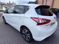 Used Nissan Pulsar N-Connecta 115 HP (84 kW) 2016 White Hatchback