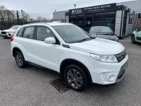 Używany Suzuki Vitara SZ4 120 KM (88 kW) 2016 Biały SUV