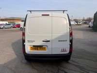 Used Renault Kangoo Business 75 HP (55 kW) 2016 White MPV