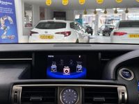 Gebraucht Lexus IS300h 223 PS (164 kW) 2016 Limousine