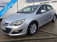Second-hand Vauxhall Astra Design Edition 100 CP (73 kW) 2014 Argintiu Hatchback