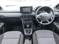 Used Dacia Jogger Extreme 140 HP (102 kW) 2025 Grey MPV