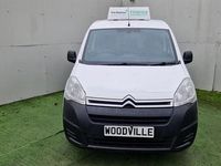 Used Citroën Berlingo 75 HP (55 kW) 2016 White MPV