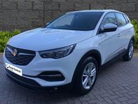 Used Vauxhall Grandland X S 130 HP (95 kW) 2019 White SUV