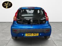 Second-hand Peugeot 107 68 CP (50 kW) 2010 Albastru Hatchback