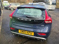 Usado Volvo V40 R-Design 115 HP (84 kW) 2015 Azul Citadino