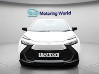 Used Toyota C-HR 140 HP (102 kW) 2024 White SUV