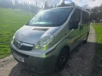 Second-hand Vauxhall Vivaro 90 CP (66 kW) 2012 Argintiu Monovolum