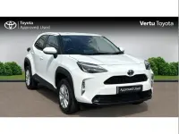 Used Toyota Yaris Cross 113 HP (83 kW) 2024 White SUV