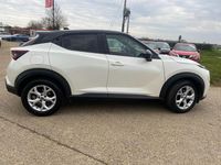 Begagnad Nissan Juke N-Connecta 2020 Vit SUV