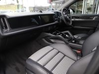Used Porsche Cayenne 500 HP (367 kW) 2025 Chromite black metallic SUV