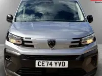 Begagnad Peugeot Partner 102 HK (75 kW) 2025 Minibuss