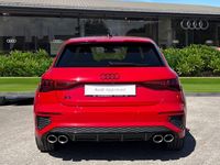 Usado Audi S3 Sportback Black Edition 310 HP (228 kW) 2023 Vermelho Citadino