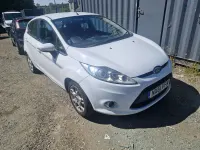 Used Ford Fiesta Zetec 82 HP (60 kW) 2011 White Hatchback