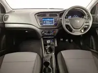 Used Hyundai i20 SE 84 HP (61 kW) 2019 Red Hatchback