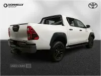 Używany Toyota HiLux 204 KM (150 kW) 2025 Biały Pickup