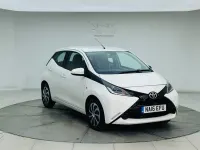 Used Toyota Aygo X-play 69 HP (50 kW) 2016 White Hatchback