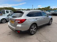 Używany Subaru Outback Premium 175 KM (128 kW) 2018 Złoty Kombi