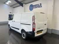 Used Ford Transit Custom S 2022 Frozen white (solid colour) Van