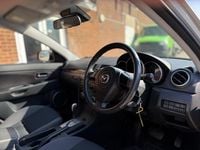 Used Mazda 3 Takara 105 HP (77 kW) 2009 Silver Hatchback