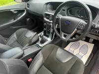 Used Volvo V40 R-Design 120 HP (88 kW) 2015 Red Hatchback