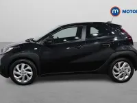 Usado Toyota Aygo X PURE 72 CV (52 kW) 2025 SUV