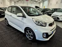 Used Kia Picanto 85 HP (62 kW) 2014 White Hatchback