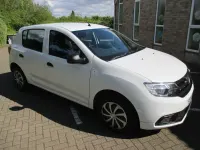 Używany Dacia Sandero Ambiance 90 KM (66 kW) 2017 Biały Hatchback