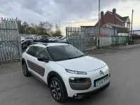 Used Citroën C4 Cactus Flair 2015 White Hatchback