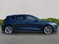 Usado Ford Focus Vignale 125 HP (91 kW) 2020 Azul Citadino