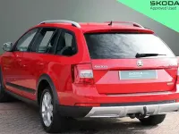 Used Skoda Octavia Scout 184 HP (135 kW) 2016 Estate
