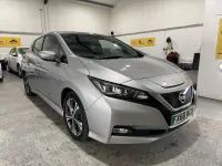 Used Nissan Leaf Tekna 39 kW (54 HP) 2018 Silver Hatchback