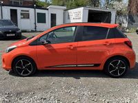 Używany Toyota Yaris Edition 90 KM (66 kW) 2016 Pomarańczowy Hatchback
