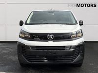 New Vauxhall Vivaro 150 HP (110 kW) 2025 P0pr kaolin white MPV