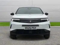 Used Vauxhall Grandland X GSe 134 HP (98 kW) 2025 White SUV