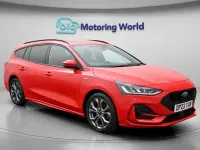 Used Ford Focus ST-Line 125 HP (91 kW) 2023 Red Estate