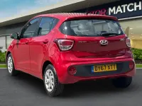Used Hyundai i10 SE 67 HP (49 kW) 2017 Red Hatchback