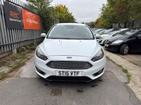 Używany Ford Focus Titanium 125 KM (91 kW) 2015 Biały Hatchback