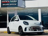 Used Smart ForFour Electric Drive Premium 60 kW (82 HP) 2021 White Hatchback