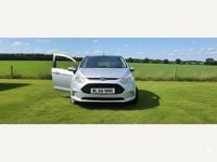 Used Ford B-MAX Zetec 100 HP (73 kW) 2016 Silver MPV