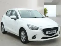 Used Mazda 2 2017 White Hatchback