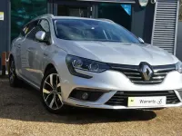 Usado Renault Mégane GrandTour Dynamique 130 HP (95 kW) 2017 Prateado Carrinha