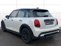 Used Mini Cooper Classic 156 HP (114 kW) 2023 White Hatchback
