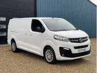 Used Vauxhall Vivaro 100 HP (73 kW) 2023 White MPV